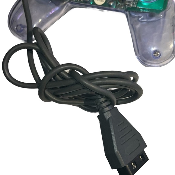 Vintage CompUSA T5678 Transparent Clear Wired PC Game Controller - Picture 5 of 6